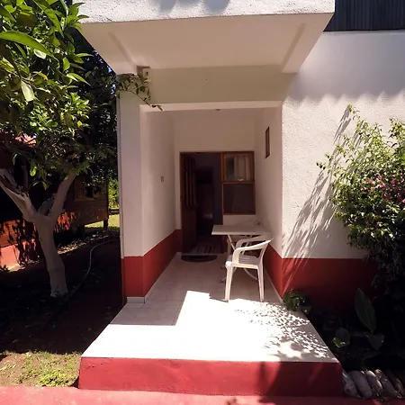 منتزه العطل بنسيون وبنغلات باريز 2*