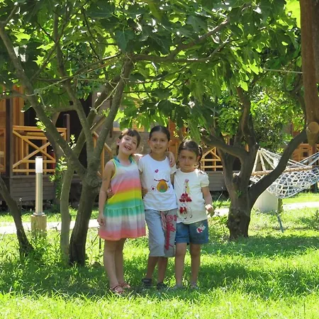 Baris & Prázdninový areál 2*