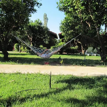 Parque de vacaciones Baris & 2*