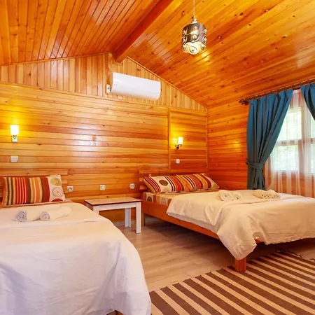 Baris & Holiday park